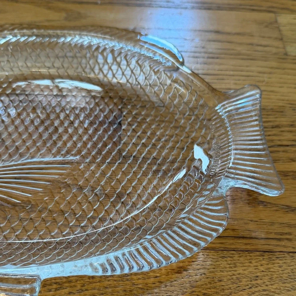 Clear Glass Fish-Shaped Dish